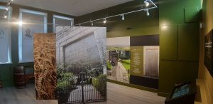 arthur s grave exhibition (5)