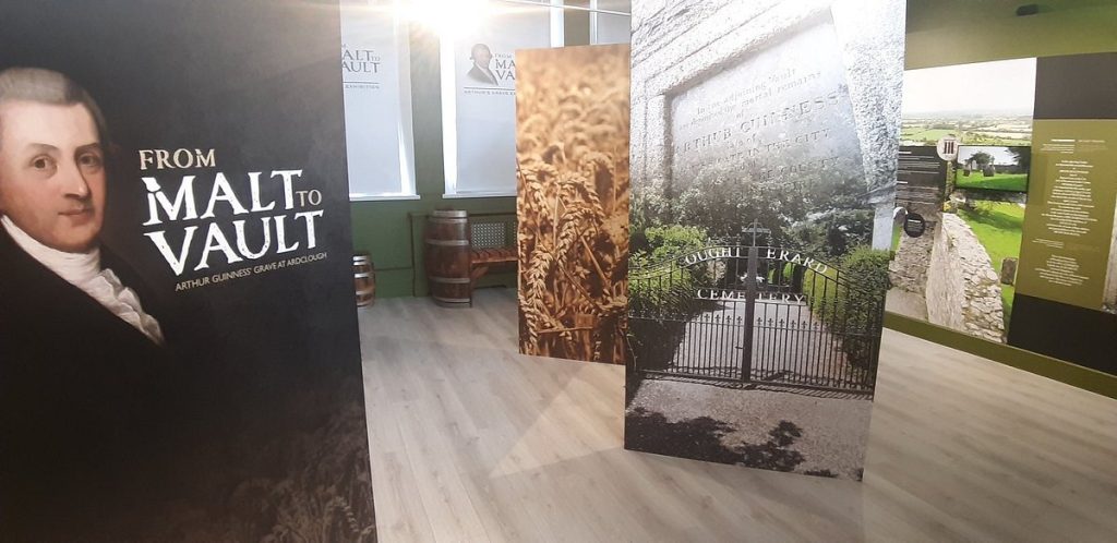 arthur-s-grave-exhibition-6